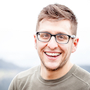 photo of cutsomer Steve Miller